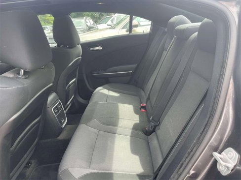 Used 2016 Dodge Charger SXT w/ Navigation & Travel Group image 11
