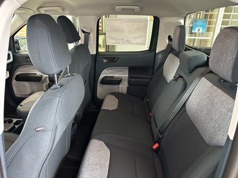 New 2025 Ford Maverick XLT image 24
