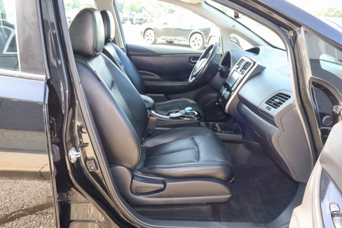 Used 2017 Nissan Leaf SL w/ Premium Package image 26