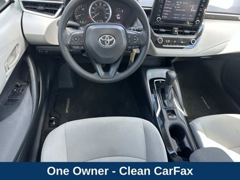 Used 2022 Toyota Corolla LE image 17