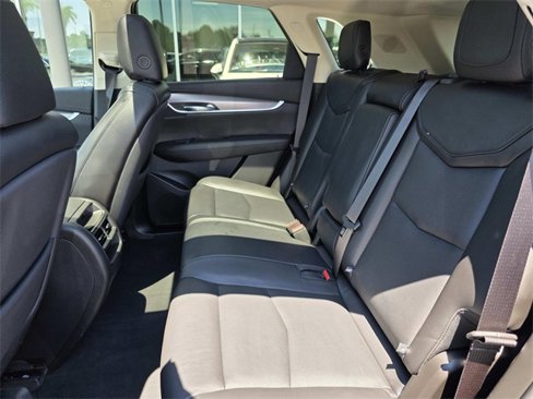 Used 2018 Cadillac XT5 Luxury image 10