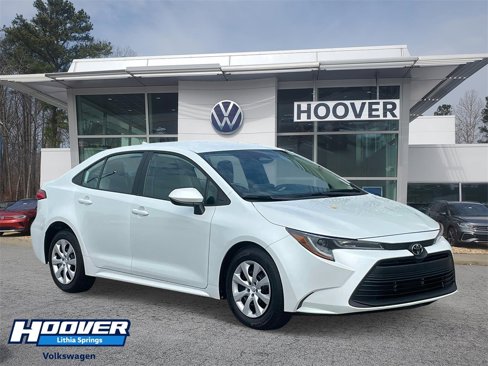 Used 2024 Toyota Corolla LE image 1