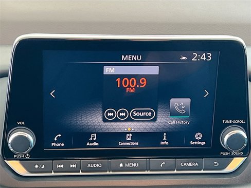 Used 2022 Nissan Rogue SL image 14