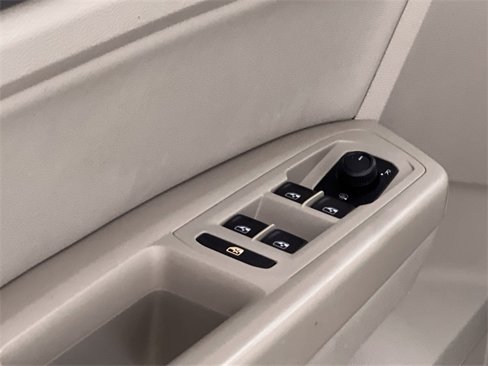 Used 2020 Volkswagen Atlas SE image 13