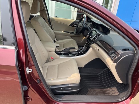 Used 2017 Honda Accord EX-L image 27