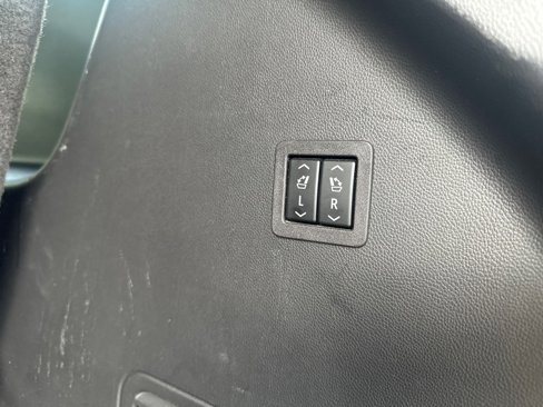 Used 2022 Buick Enclave Premium image 5