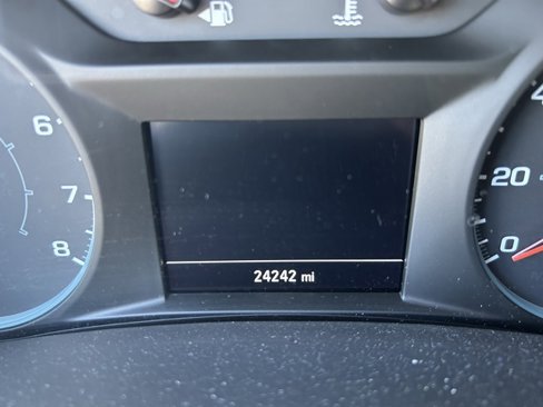 Used 2020 Chevrolet Equinox LS image 9