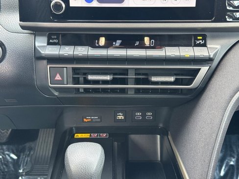 Certified 2025 Toyota Camry LE image 10