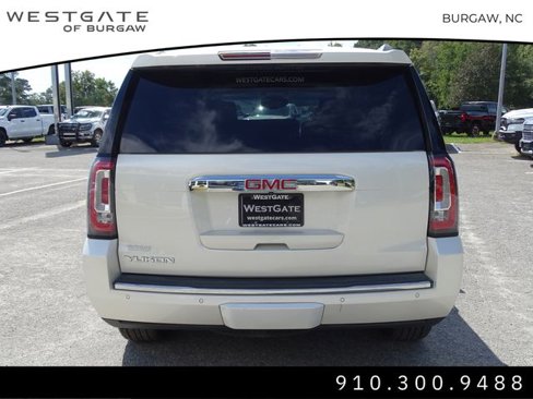 Used 2015 GMC Yukon Denali w/ Open Road Package image 7