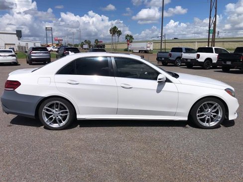 Used 2014 Mercedes-Benz E 350 4MATIC Sedan image 8