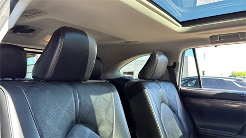 Used 2021 Toyota Highlander Platinum image 22