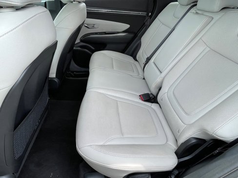 Used 2024 Hyundai Tucson Limited image 11