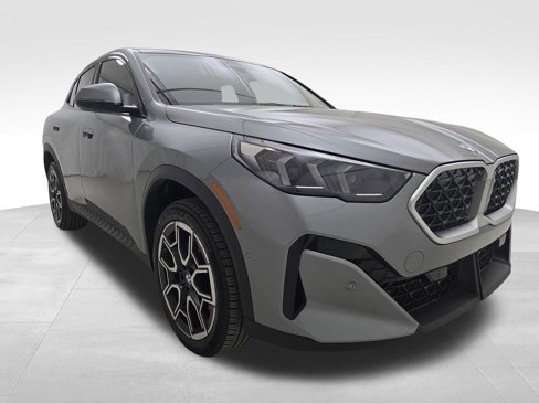 Used 2024 BMW X2 xDrive28i w/ Convenience Package image 2