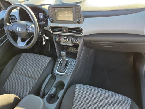 Used 2019 Hyundai Kona SE image 16