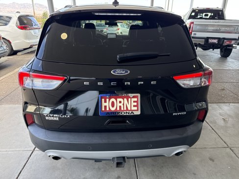 Used 2022 Ford Escape Titanium w/ Class II Trailer Tow Package image 5