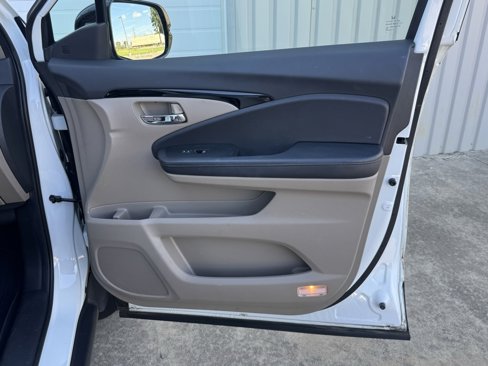 Used 2020 Honda Pilot Touring image 48