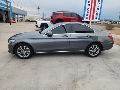 Used 2017 Mercedes-Benz C 300 4MATIC Sedan image 7