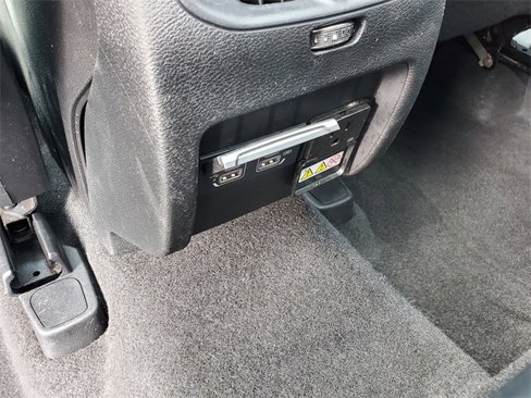 Certified 2020 Jeep Cherokee Limited image 29