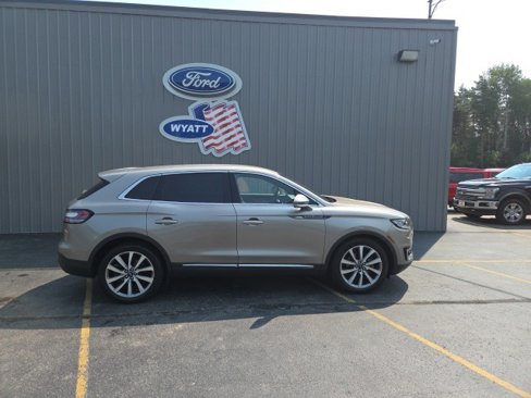 Used 2019 Lincoln Nautilus Select image 6