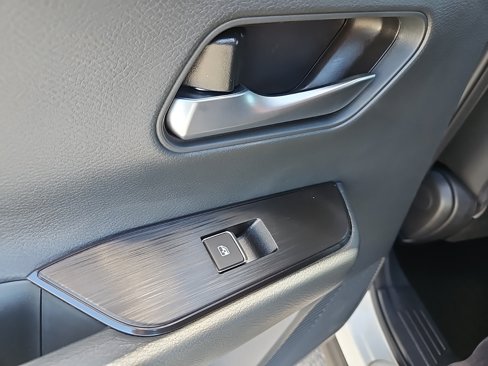 New 2026 Nissan Kicks SR w/ SR Premium Package image 24