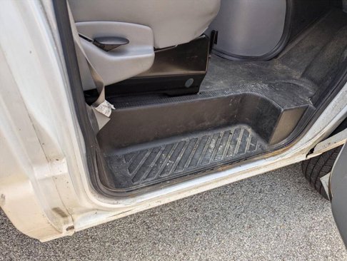 Used 2016 Ford E-450 and Econoline 450 Super Duty image 22
