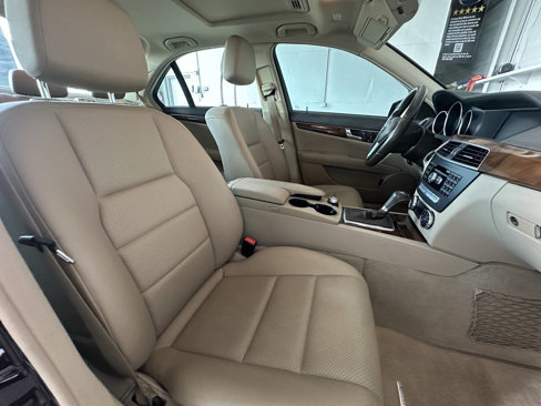 Used 2012 Mercedes-Benz C 250 Sedan image 25
