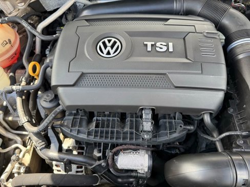 Used 2015 Volkswagen Passat 1.8T S image 22