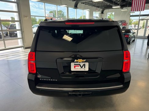 Used 2016 Chevrolet Suburban LTZ image 6