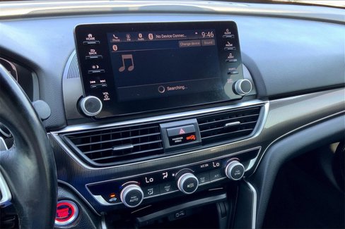 Used 2018 Honda Accord Sport image 35