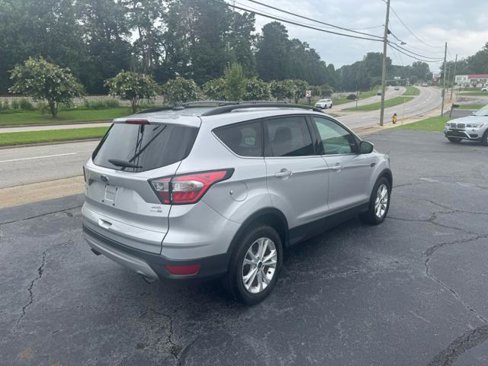 Used 2018 Ford Escape SEL w/ Ford Safe & Smart Package image 3