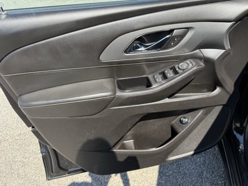 Used 2019 Chevrolet Traverse LT image 6