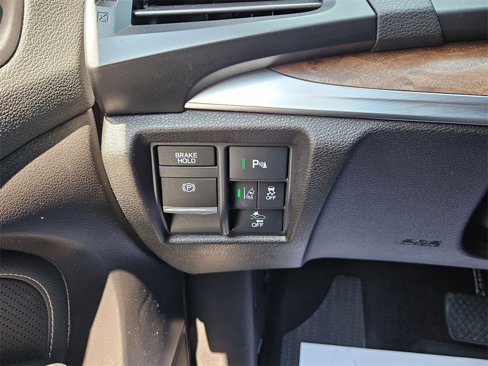 Used 2020 Acura MDX SH-AWD w/ Technology Package image 17