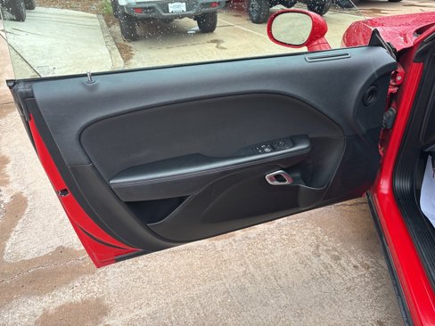 Used 2022 Dodge Challenger GT image 13
