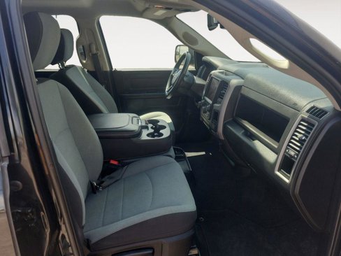 Used 2022 RAM 1500 Tradesman w/ Tradesman SXT Package image 17