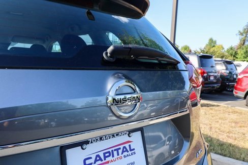 Used 2020 Nissan Rogue S image 23