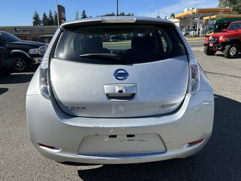 Used 2015 Nissan Leaf S image 6