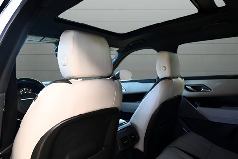 Used 2019 Land Rover Range Rover Velar R-Dynamic SE image 26