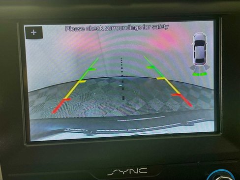 Used 2019 Ford Fusion SE image 11