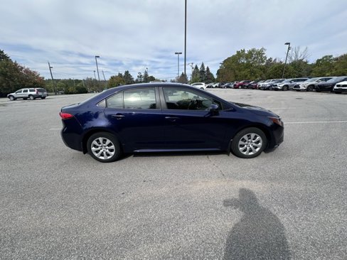 Used 2023 Toyota Corolla LE image 2