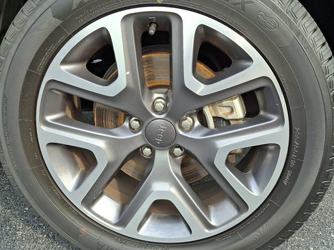 Used 2016 Jeep Renegade Latitude w/ Popular Equipment Group image 8