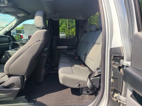 New 2025 Ford F150 XLT w/ Equipment Group 301A Standard image 4
