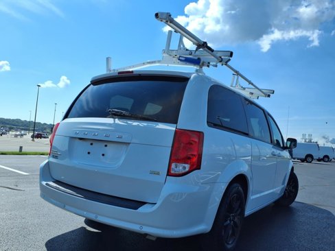 Used 2019 Dodge Grand Caravan SE image 26