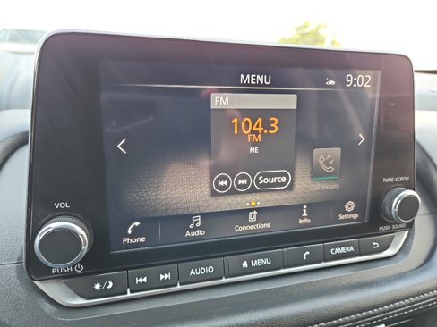 Used 2024 Nissan Rogue SV image 26