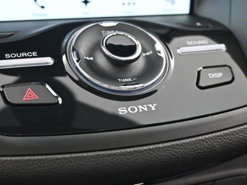 Used 2017 Ford Escape Titanium image 21