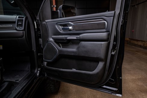 Used 2025 RAM 1500 Laramie image 38