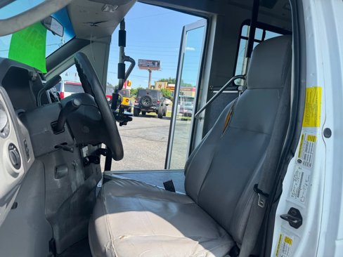 Used 2014 Ford E-450 and Econoline 450 Super Duty w/ Shuttle Bus Prep Package image 10