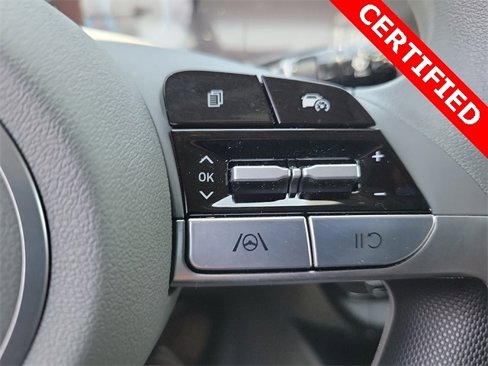 Certified 2024 Hyundai Elantra SEL image 5