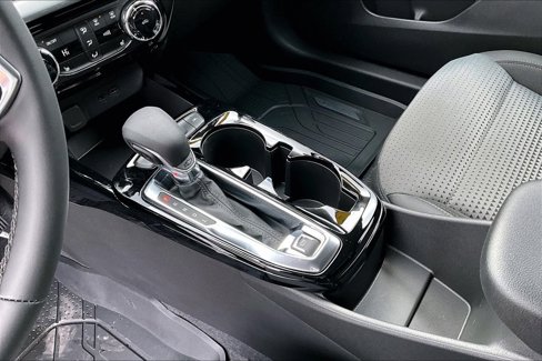 New 2025 Chevrolet Trax LT w/ LT Convenience Package image 9