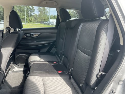 Used 2020 Nissan Rogue S image 26