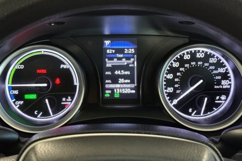 Used 2022 Toyota Camry LE image 23